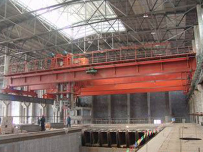 廣東碳素焙燒多功能起重機(jī)